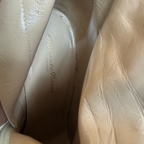 Authentic Gianvito Rossi White Genuine Leather Ankle High Heel Point Toe Boots - Picture 8 of 10